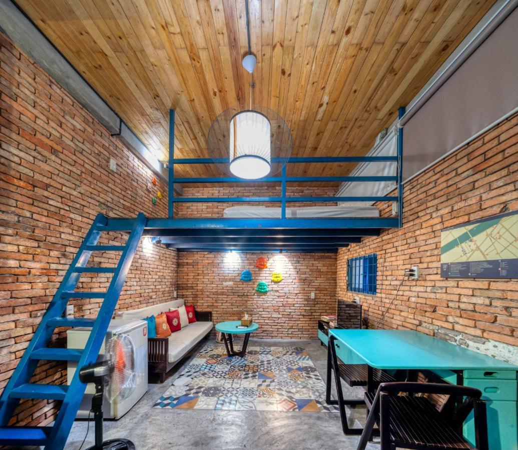Stay&Chill - S.1: Ancient Studio Nearby Bui Vien ホーチミン市 エクステリア 写真