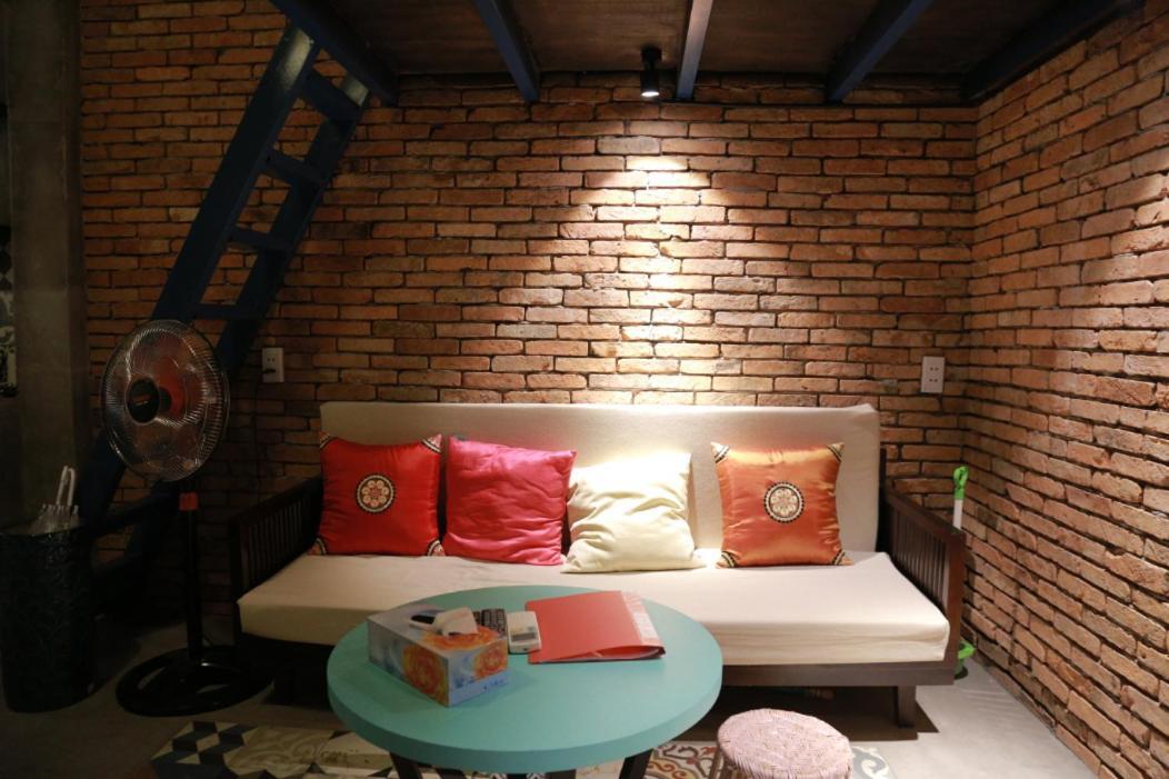 Stay&Chill - S.1: Ancient Studio Nearby Bui Vien ホーチミン市 エクステリア 写真
