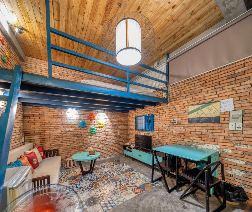 Stay&Chill - S.1: Ancient Studio Nearby Bui Vien ホーチミン市 エクステリア 写真
